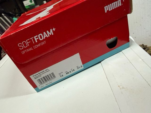 Zapatillas Puma Blancas y Negras