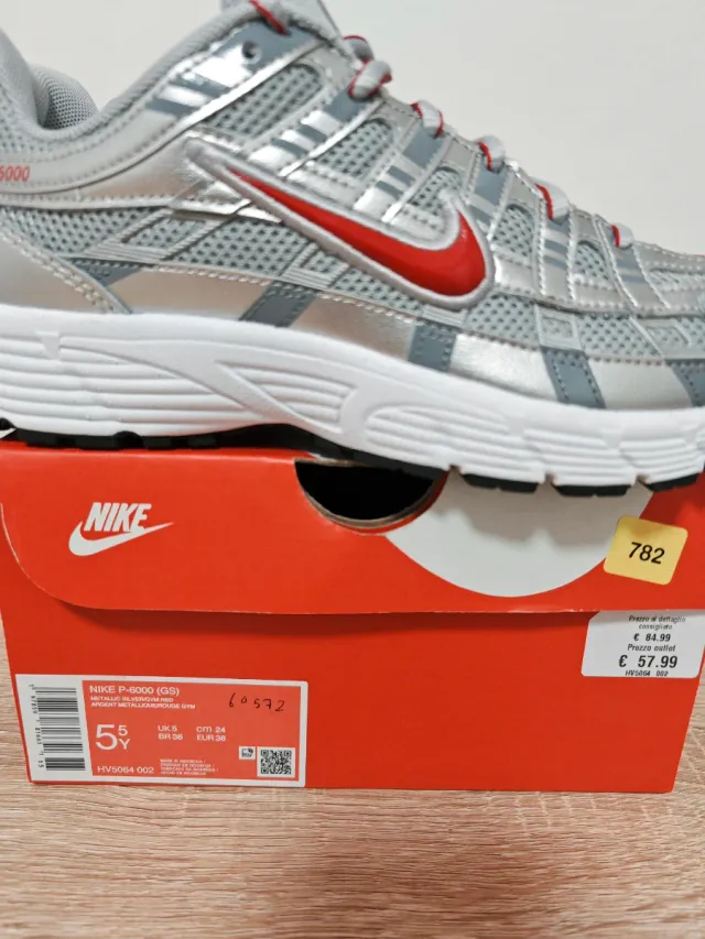 Nike P-6000 Argento Rosso Taglia 38 Nuove
