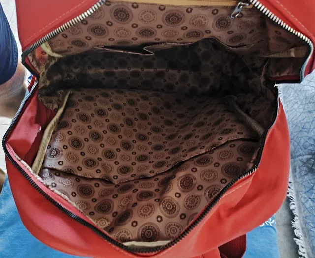 Mochila Nylon Gran Capacidad entrada USB