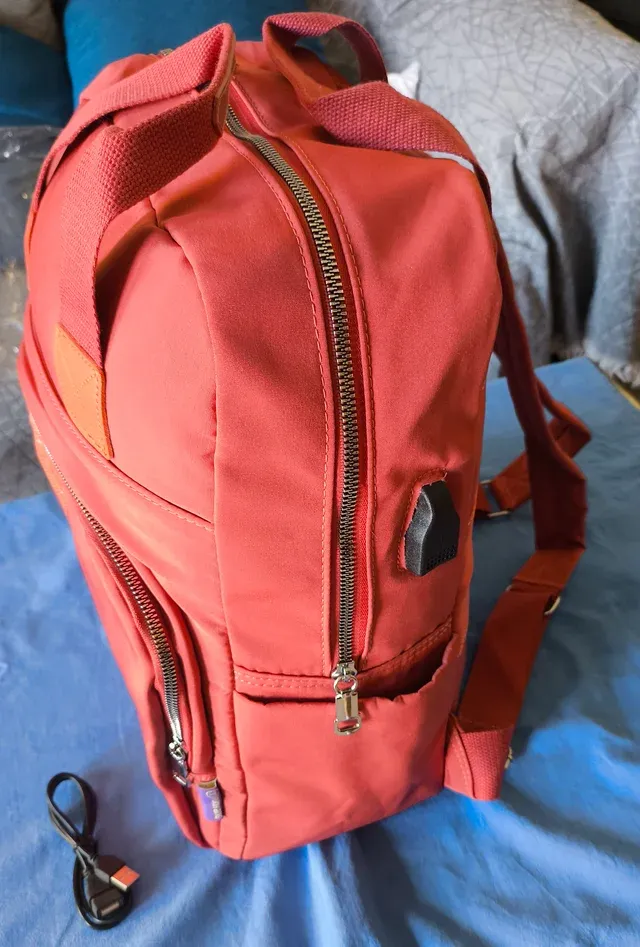 Mochila Nylon Gran Capacidad entrada USB