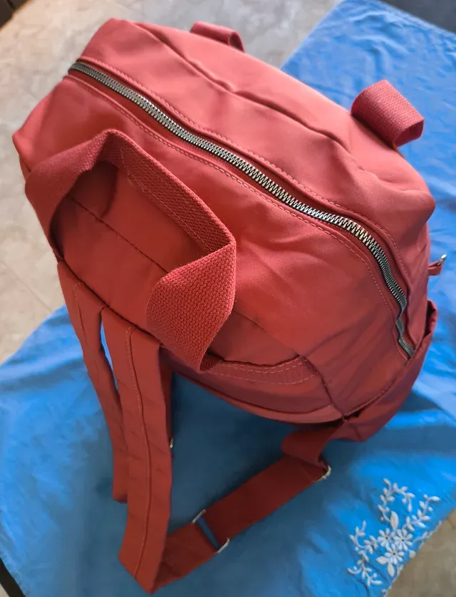 Mochila Nylon Gran Capacidad entrada USB