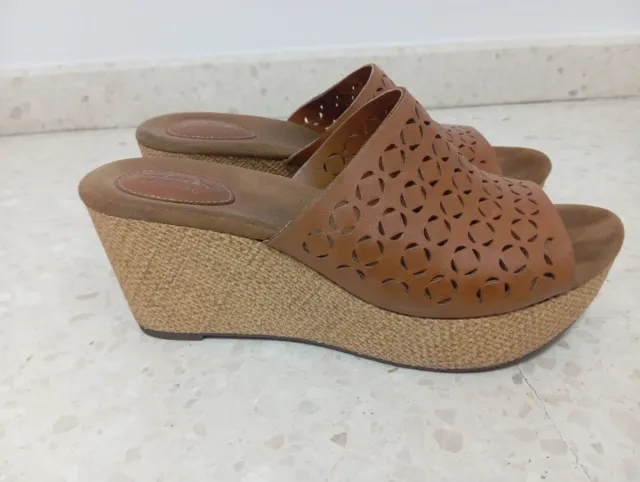 Sandalias cuña Clarks mujer marrón