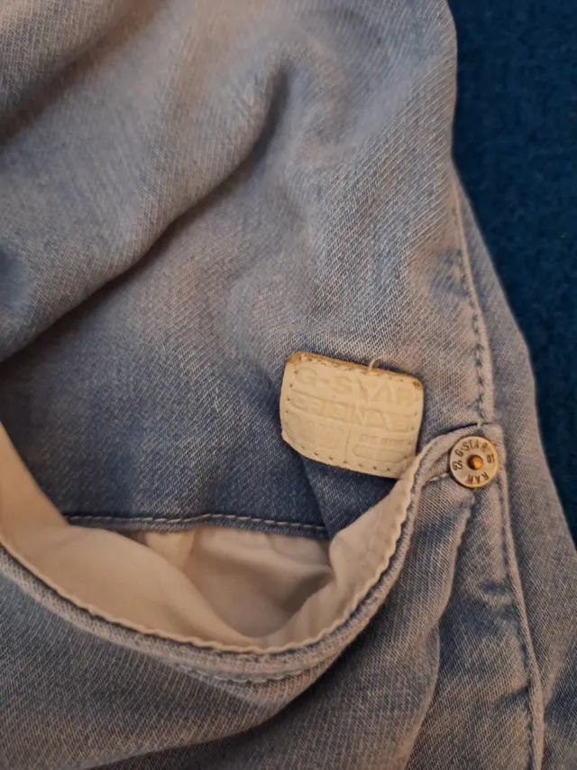 Vaqueros G-Star RAW Sport,efecto desgastado.