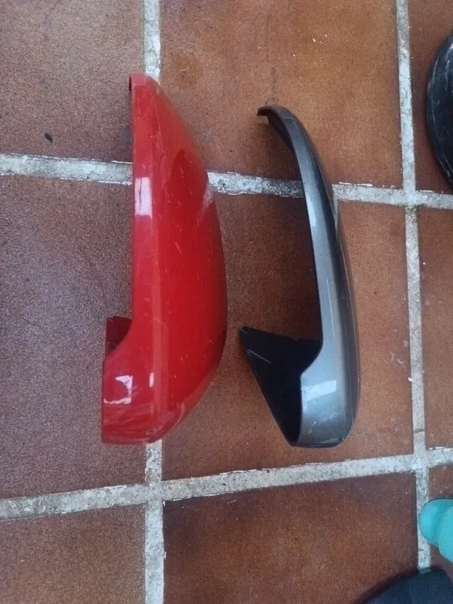 Carcasa Retrovisor VW Golf MK7 (Rojo y Gris)