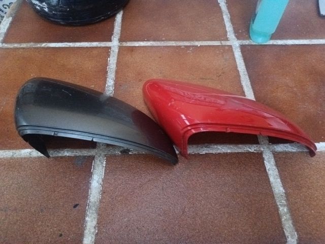 Carcasa Retrovisor VW Golf MK7 (Rojo y Gris)