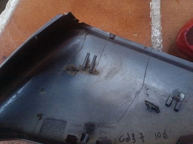 Carcasa Retrovisor VW Golf MK7 (Rojo y Gris)