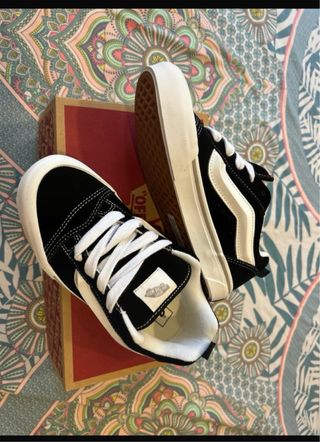 Zapatillas Vans Knu Skool Negras Talla 36.5