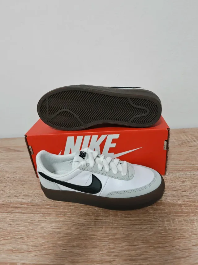 Nike sneakers taglia 32 nuove