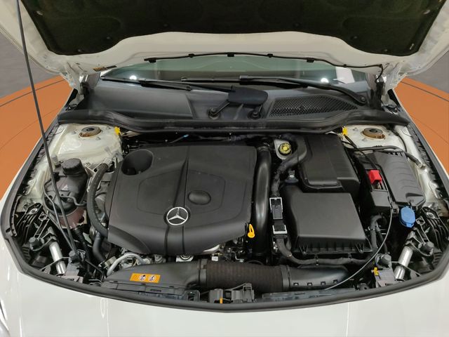 Mercedes-Benz CLA 200 d 136 c.v. Shoting Break