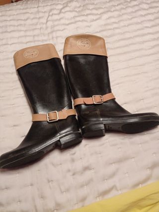 Botas Tommy Hilfiger Negras y Beige
