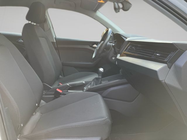 Audi A1 Sportback Advanced 25 TFSI 70 kW (95 CV)