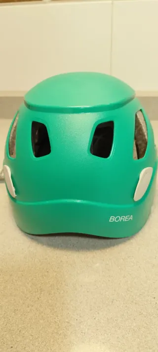 Cascos escalada Pezl, sin usar