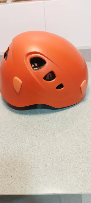 Cascos escalada Pezl, sin usar