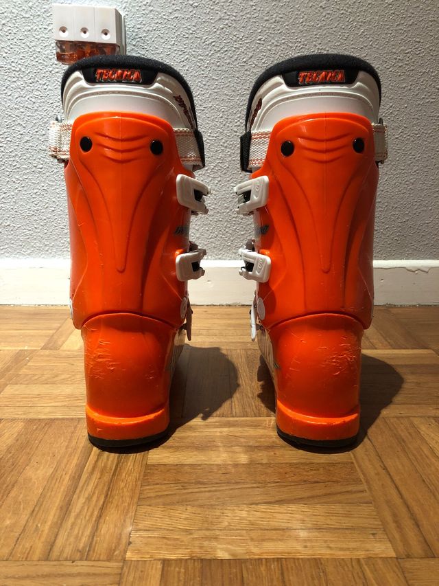 Pack Esquí: Esquís, Botas y Bastones