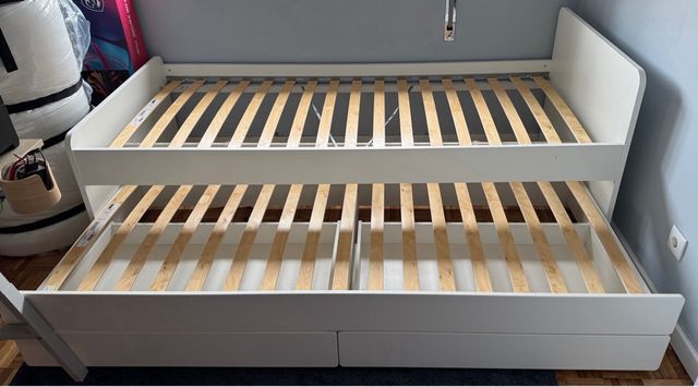 Cama de solteiro dupla com gavetas