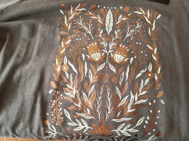 Camiseta October Manga Larga Estampada Talla XXL