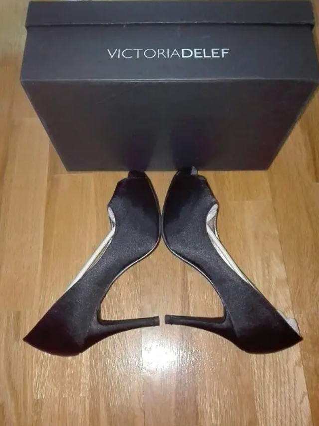 Zapatos tacón peep toe elegantes