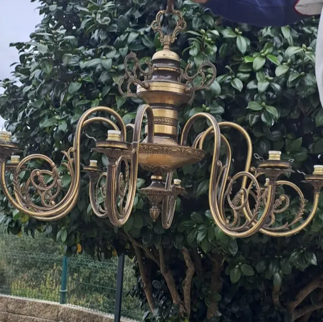 Lámpara metálica sin tulipas