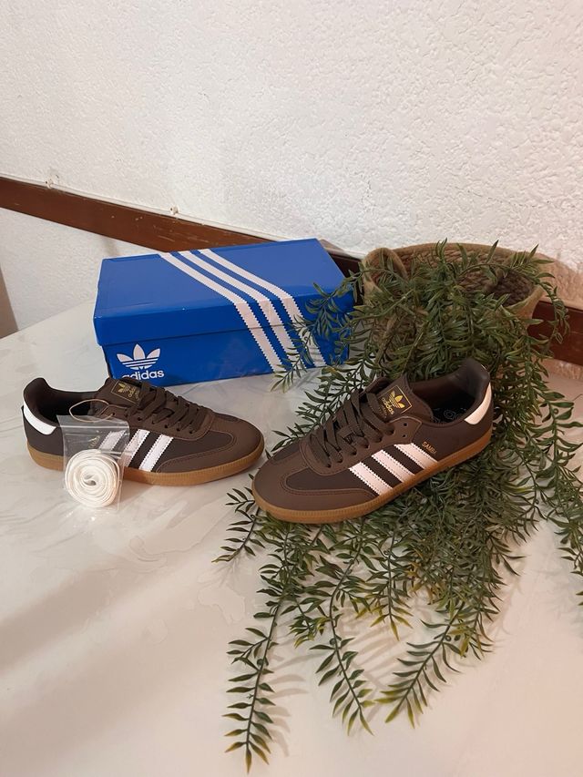 Adidas Samba Marrón y Blanco