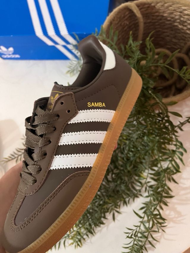 Adidas Samba Marrón y Blanco