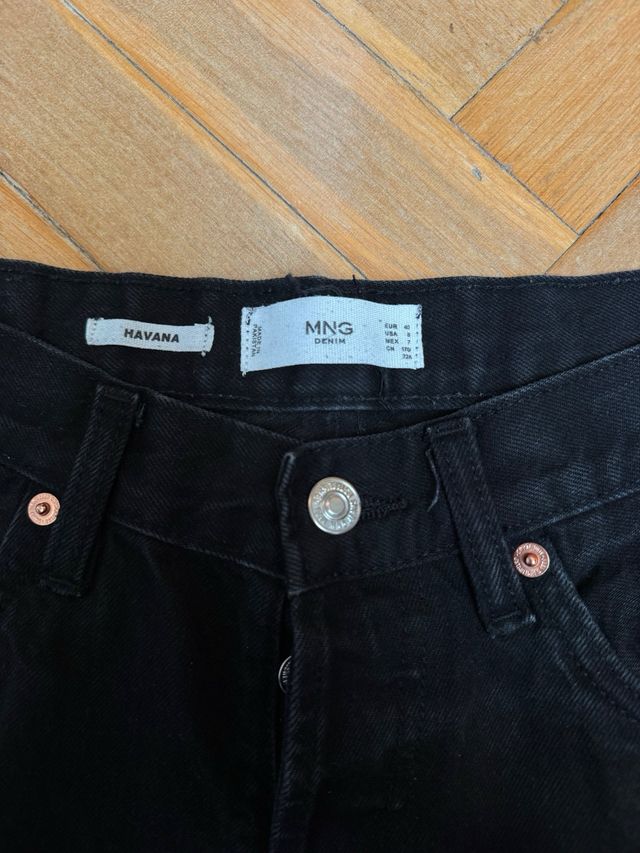 Pantalones vaqueros negros