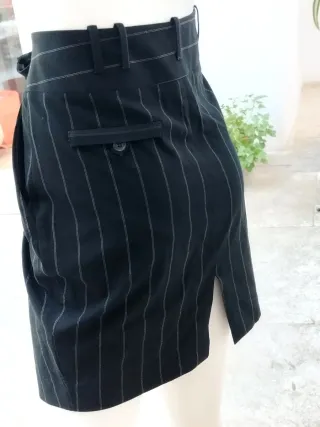 Gonna Blugaya a righe con catene