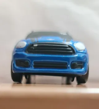 Miniatura auto BMW Mini Cooper Countryman blu