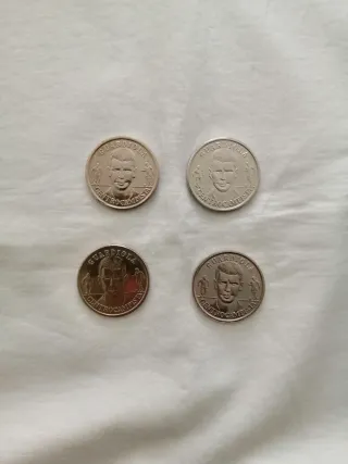 Lote 13 monedas Selección Española 2000.