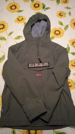 Giacca Napapijri verde con cappuccio