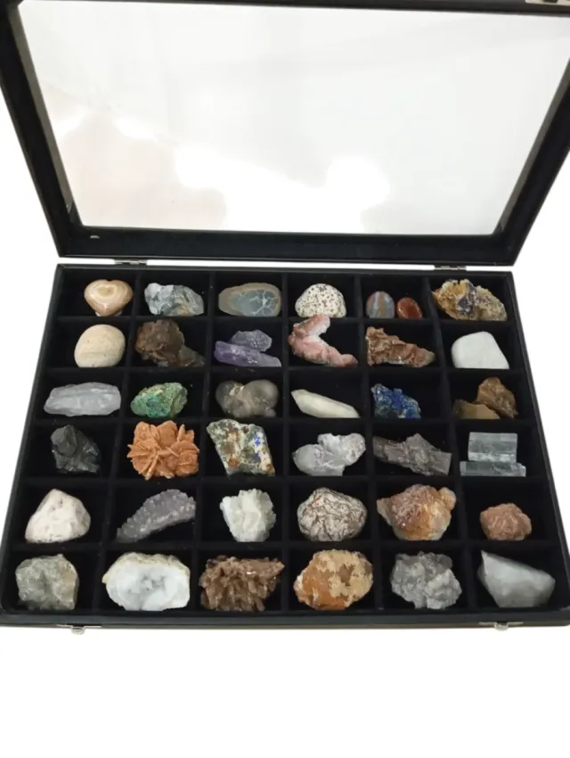 Collezione 36 minerali e rocce naturali