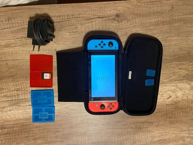 Nintendo Switch Vermelho e Azul