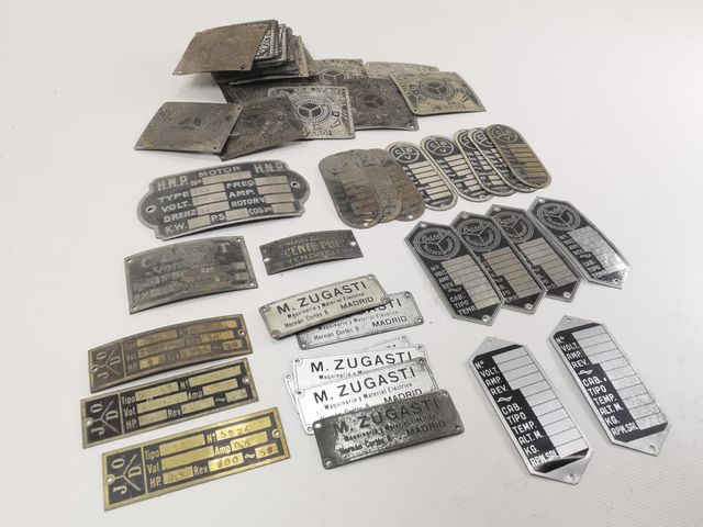 Chapas identificativas motores antiguos