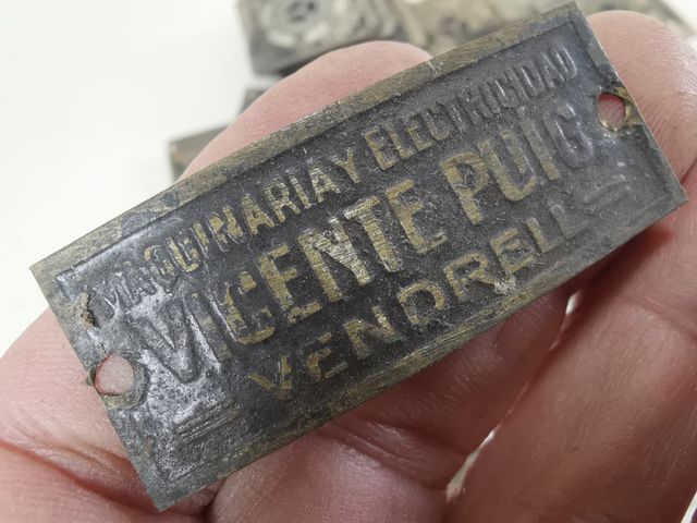 Chapas identificativas motores antiguos