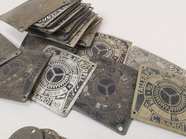 Chapas identificativas motores antiguos