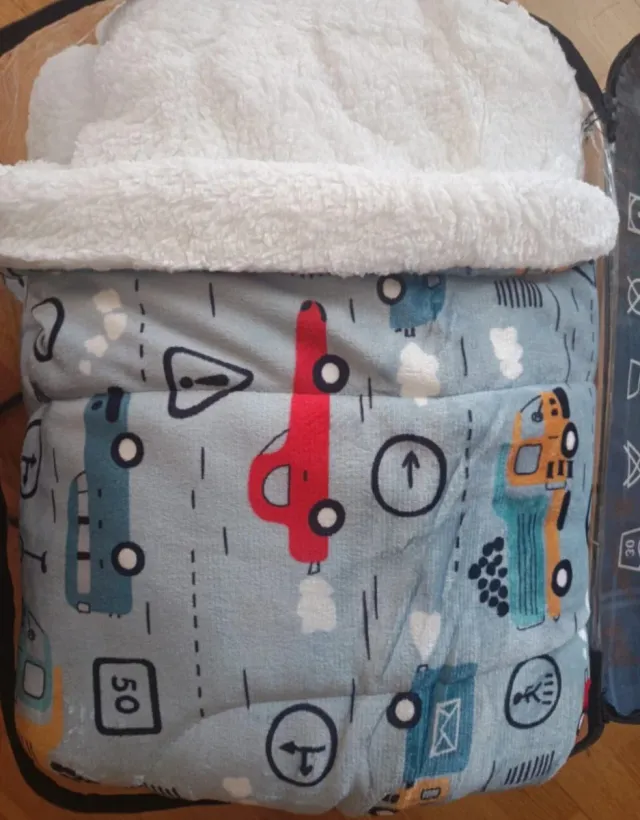 Piumino per bambini per auto a forma di pecora