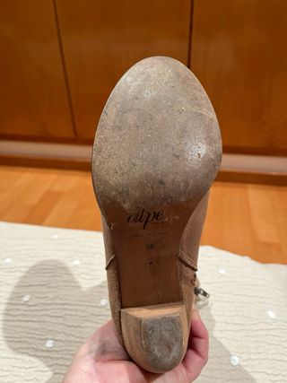 Botines con abalorios Alpe