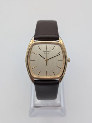 Reloj Seiko Quartz Hexagonal Dorado Marrón