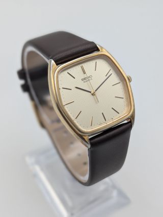 Reloj Seiko Quartz Hexagonal Dorado Marrón