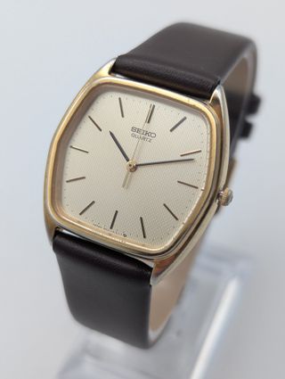 Reloj Seiko Quartz Hexagonal Dorado Marrón