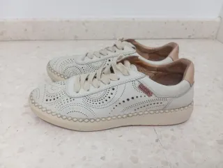 Zapatos de cordones Pikolinos mujer beige