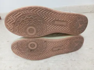 Zapatos de cordones Pikolinos mujer beige