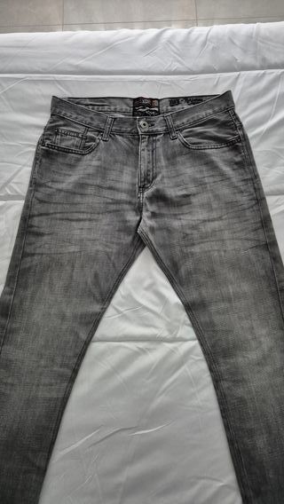 Pantalón Vaquero Gris Ajustado Pull&Bear