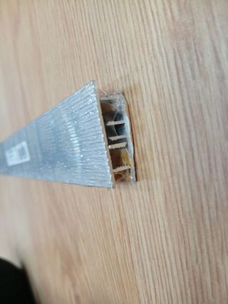 Perfiles terminales para suelo laminado (roble)