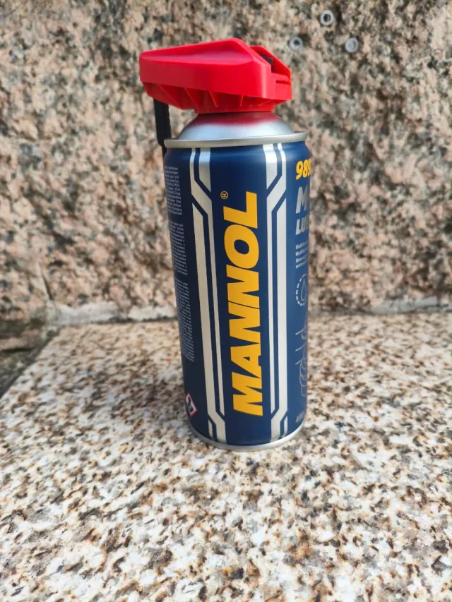 8 Botes Aceite Multiusos MANNOL M40