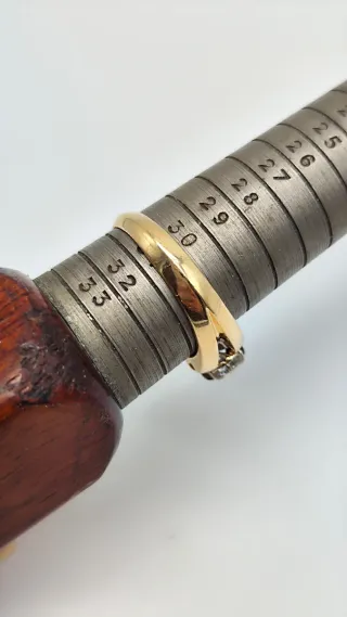 Solitario Oro 18 kt con Diamante de 0'5 k