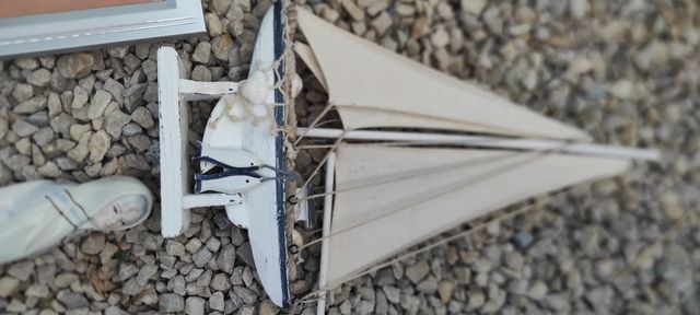 Figura de porcelana mujer con paloma, todo lo k se