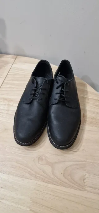 Zapatos de vestir Timberland negros