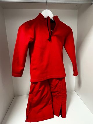 Conjunto Ropa Esquí Rojo. 128 cm. 8 años.