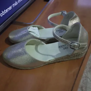 Zapatillas esparto doradas H&X