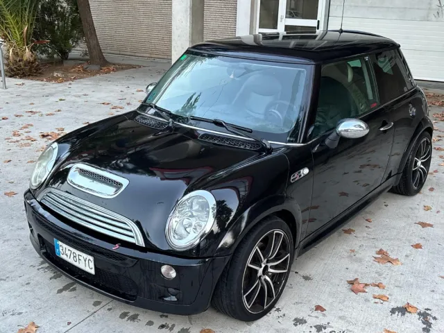 Mini Cooper S motor 1.6 turbo (163 CV) año 2002,